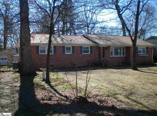 204 Sheffield Ln, Taylors, SC 29687