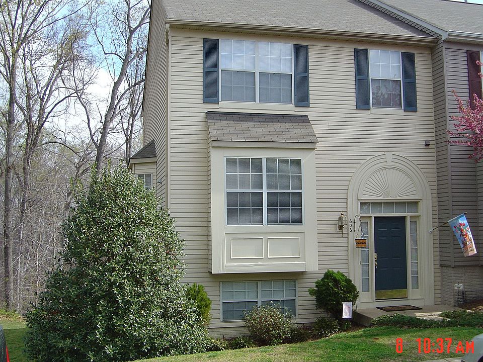 1st image of 606 Backridge Ct
