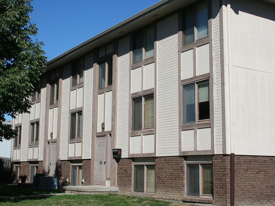 1st image of 8005 S 48th Ave APT 2