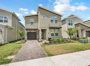 8919 Play Through Dr, Davenport, FL 33896