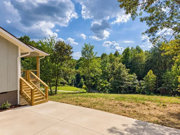 405 Sunshine Acres, Sylva, NC 28779