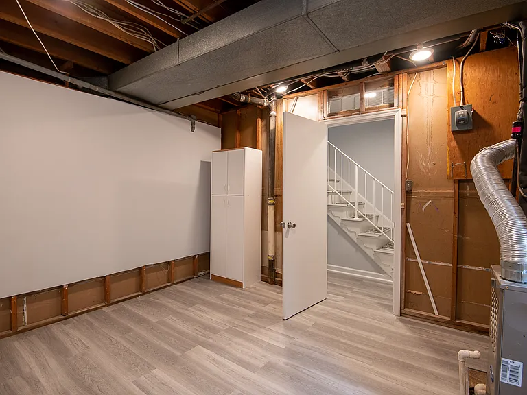 3202 Adams Ct — Photo 31
