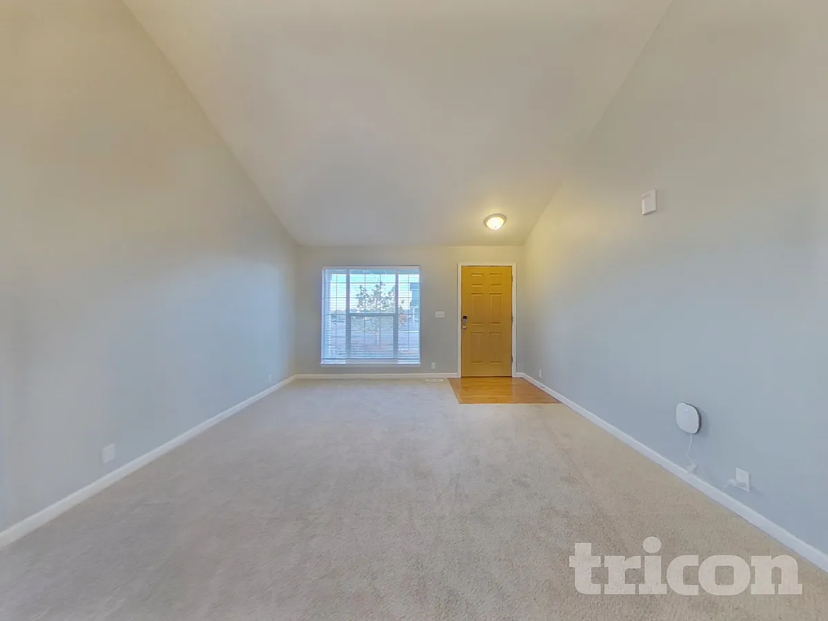 Building Photo - 12254 Pine Valley Cir