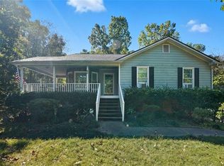 40 Azalea Dr SE, Cartersville, GA 30121