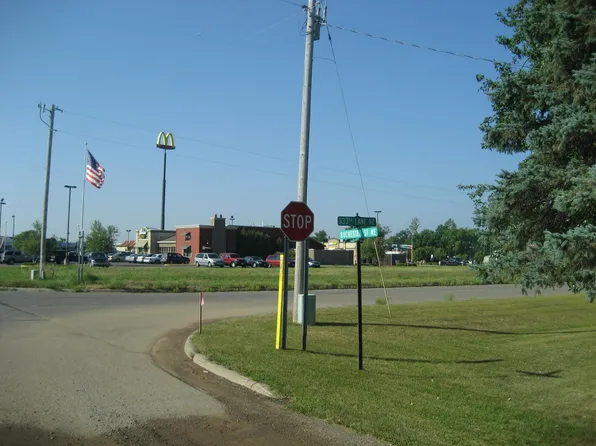 33388 Rochester St NE, Cambridge, MN 55008