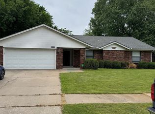 2905 E Fort Worth St, Broken Arrow, OK 74014
