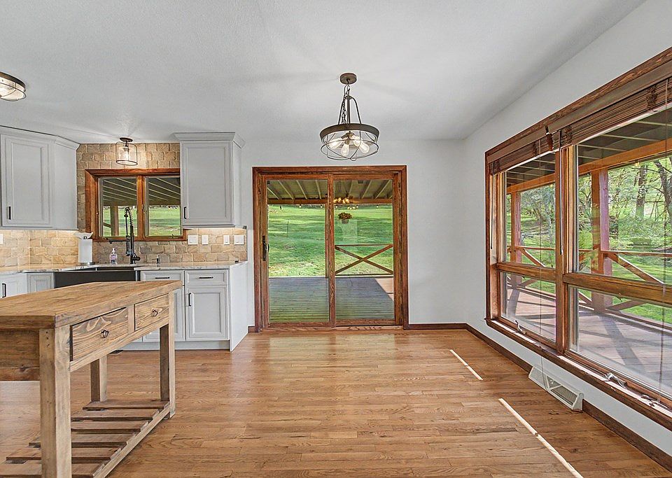 23rd image of 3956 Franks Creek Rd