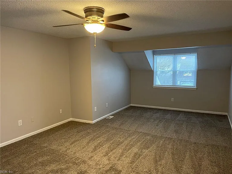 808 Quesnel Dr — Photo 26