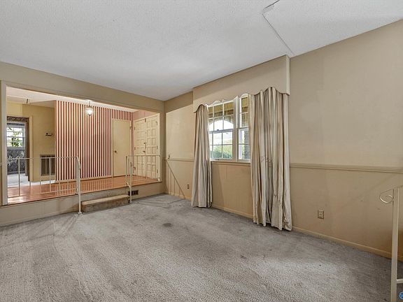 5th image of 1302 Fletcher Ave SW