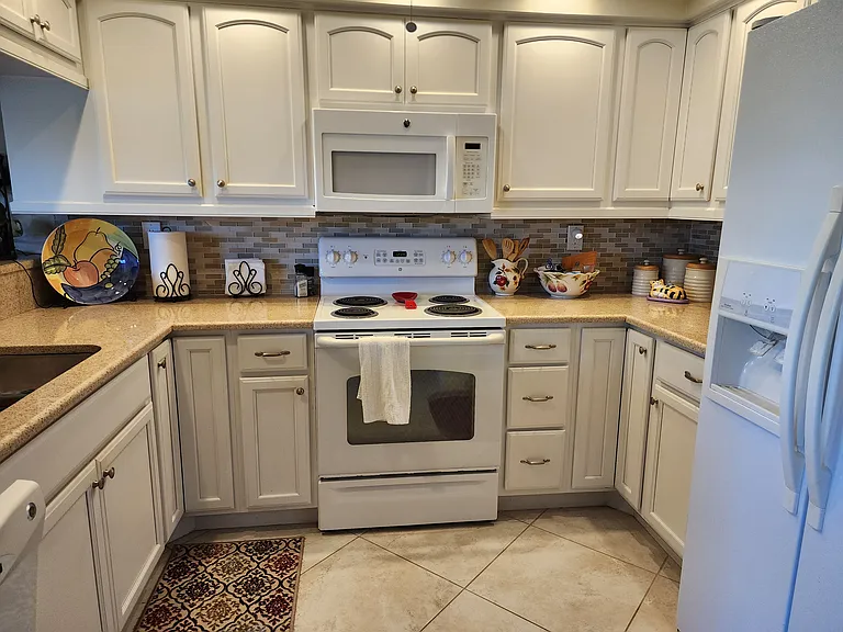 23465 Harborview Rd #615 — Photo 11