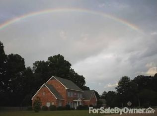 223 Fairways Dr, Vicksburg, MS 39183