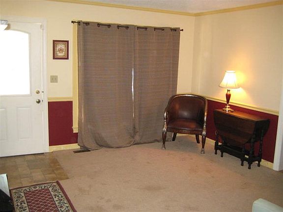 3rd image of 313 Brentwood Dr