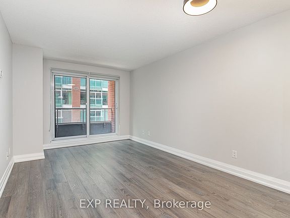 5th image of 230 King St E #614