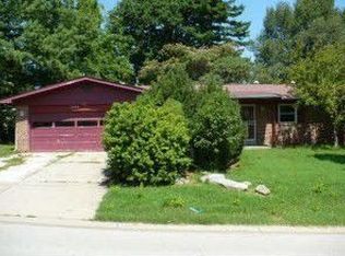 2309 S River Rd, Saint Charles, MO 63303