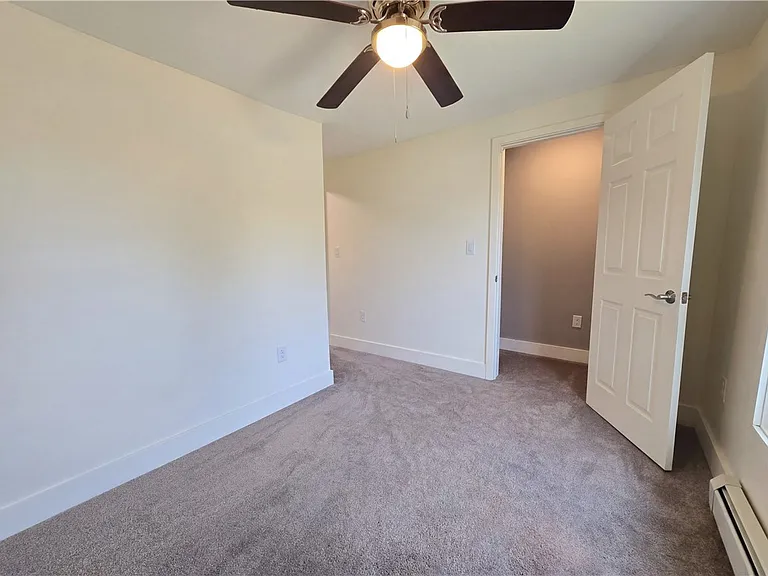 236 Jefferson Ave — Photo 11