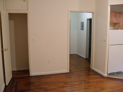 5th image of 2120 23rd Ave