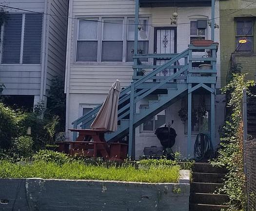 2nd image of 625 Gallatin St NW