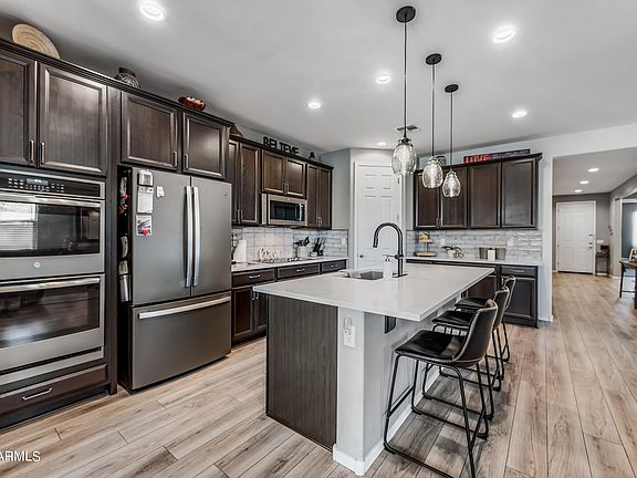 4th image of 7928 W WOOD Lane