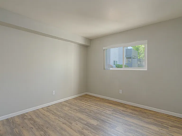 Bedroom, plank flooring
