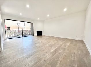 11941 Weddington St #103, Valley Village, CA 91607