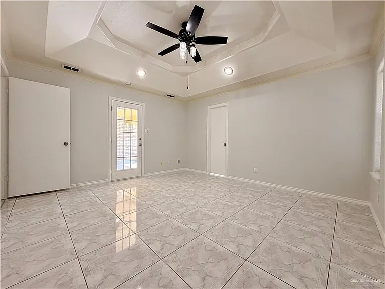 2505 W Sandpiper Ave — Photo 14