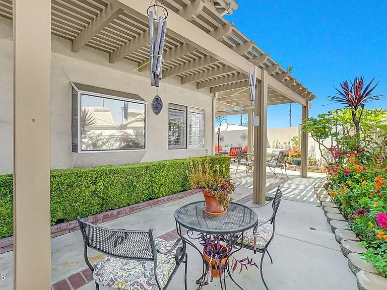 885 Oakland Hills Dr — Photo 39