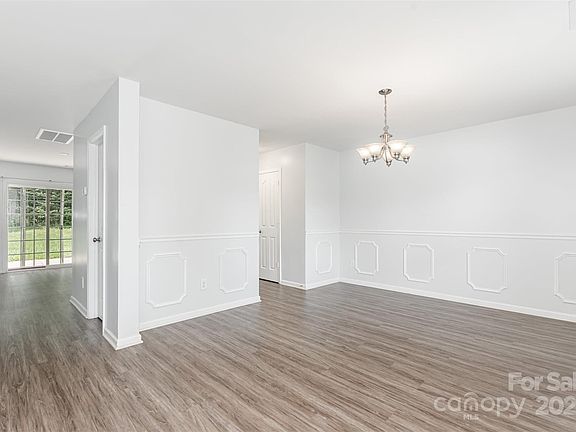 2nd image of 6511 Eastfield Park Dr
