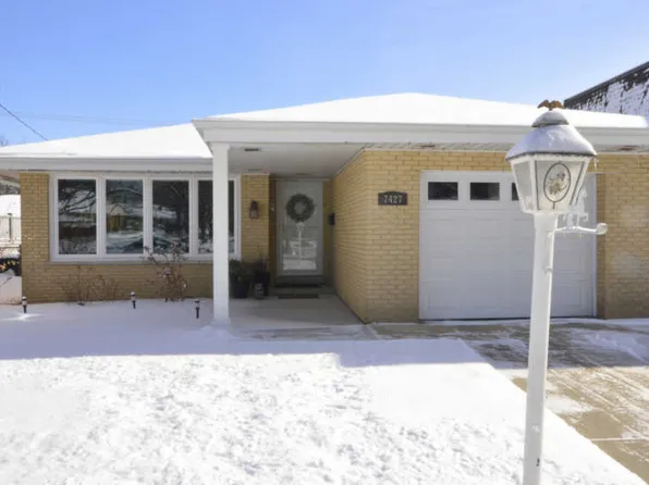 7427 N Overhill Ave, Chicago, IL 60631