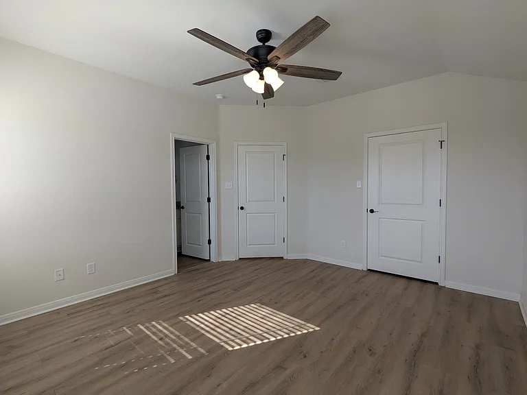 7613 Agave Bnd #101 — Photo 8