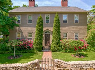 4 Pearl St, Kennebunkport, ME 04046