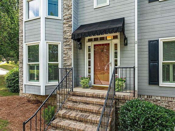 3rd image of 1837 Brookview Ln