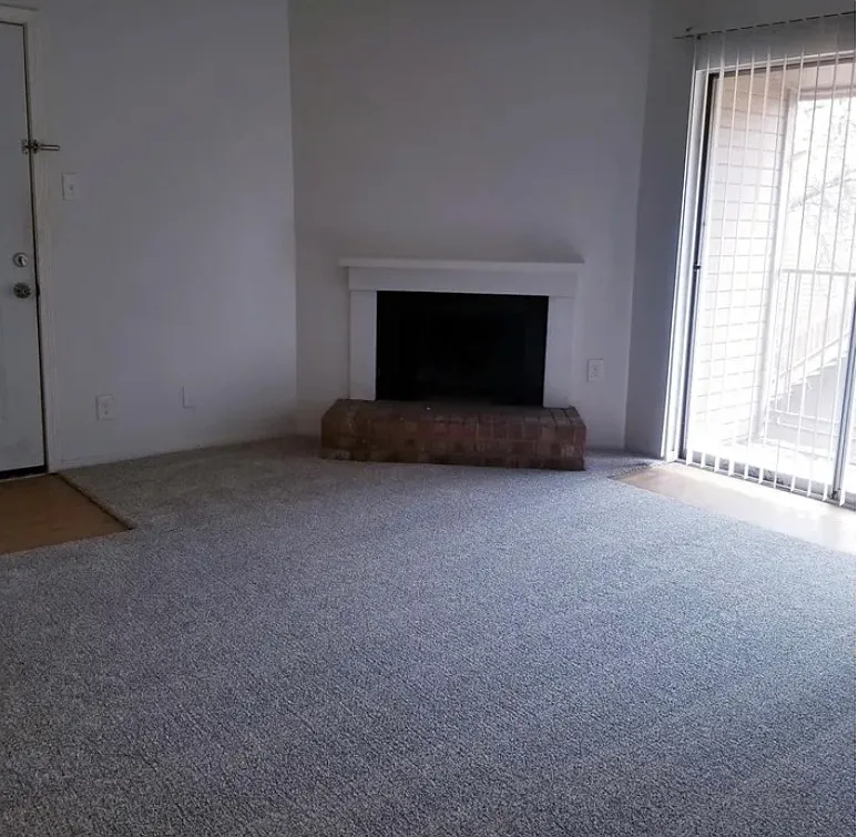 Building Photo - 4700 Boulder Dr #306