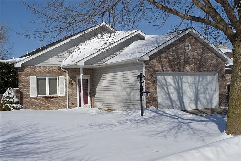 1st image of 190 Tamarack Dr