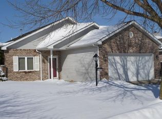 190 Tamarack Dr, Hobart, IN 46342
