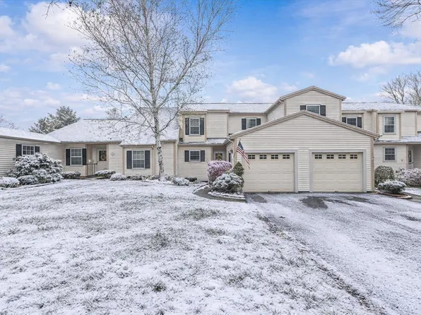 7 Cardinal Lane #7, Essex, VT 05452