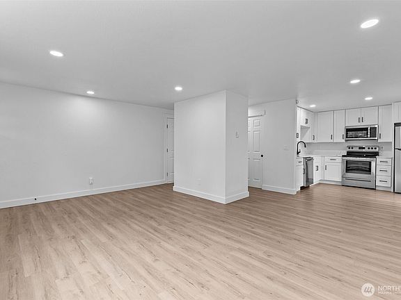 5th image of 6582 NE Pear Street