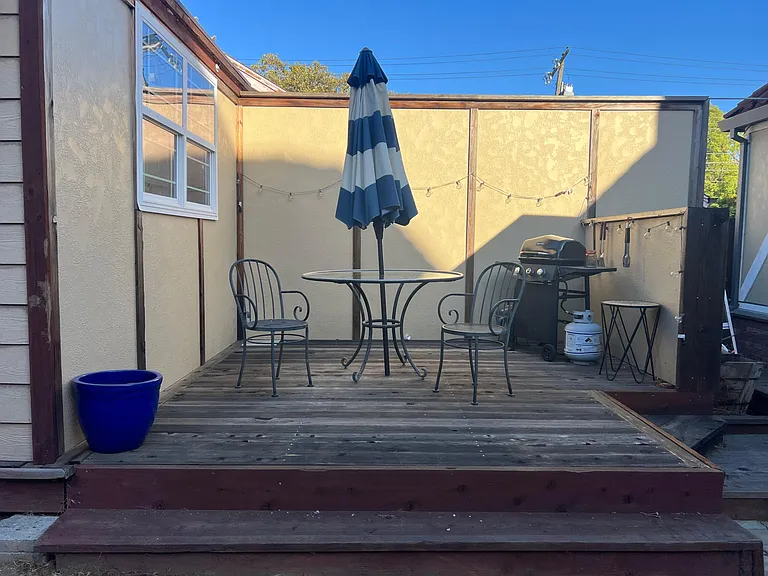 1140 Tuolumne St #2 — Photo 2