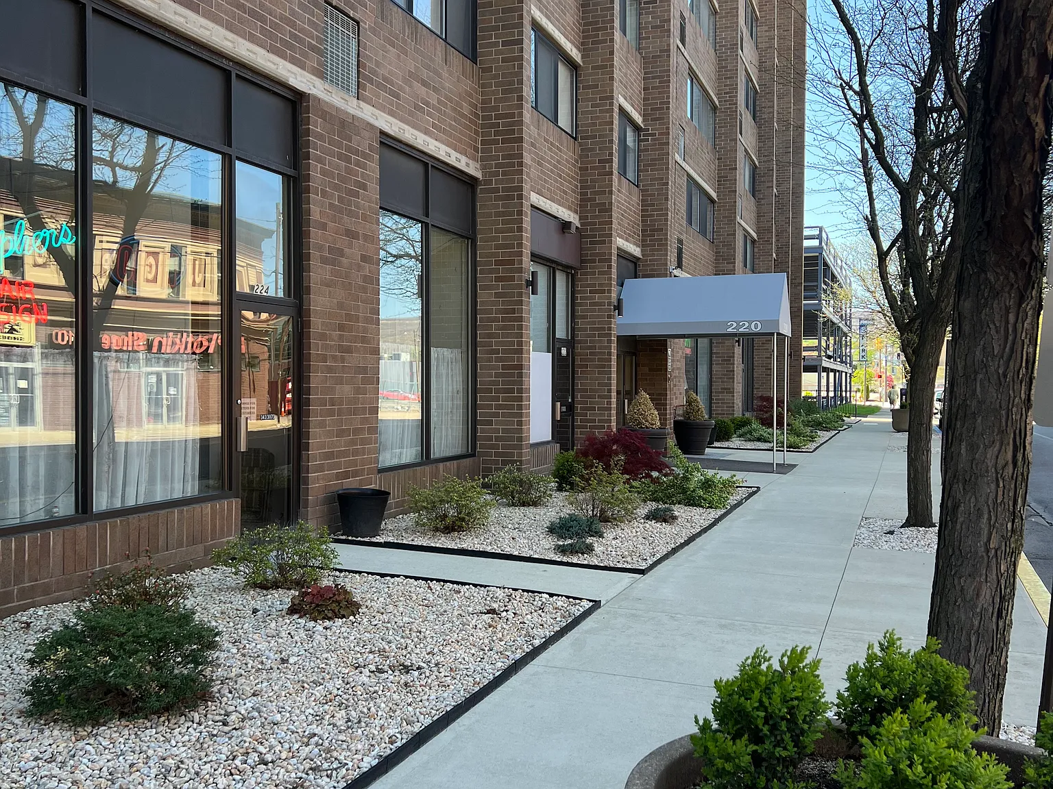2 bed, 1062 sqft, $1,500 — Photo 2
