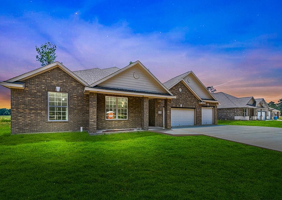 1st image of 1505 Newport Country Club Dr