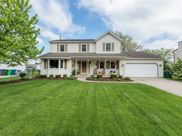 5161 White Pine Dr, Brunswick, OH 44212