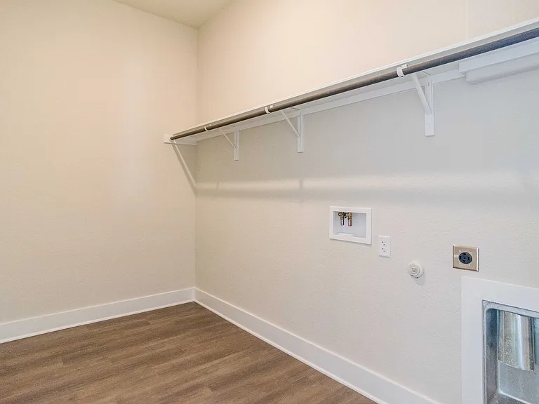 1252 Lavender Way — Photo 32