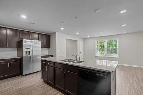 205 Abercorn Way Photo 1