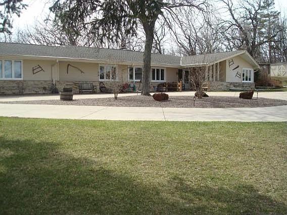 1st image of S12W29015 Summit Ave