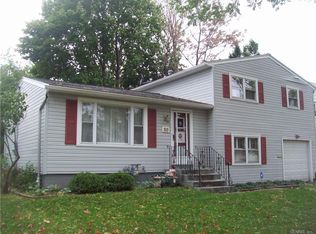 88 Drexmore Rd, Rochester, NY 14610