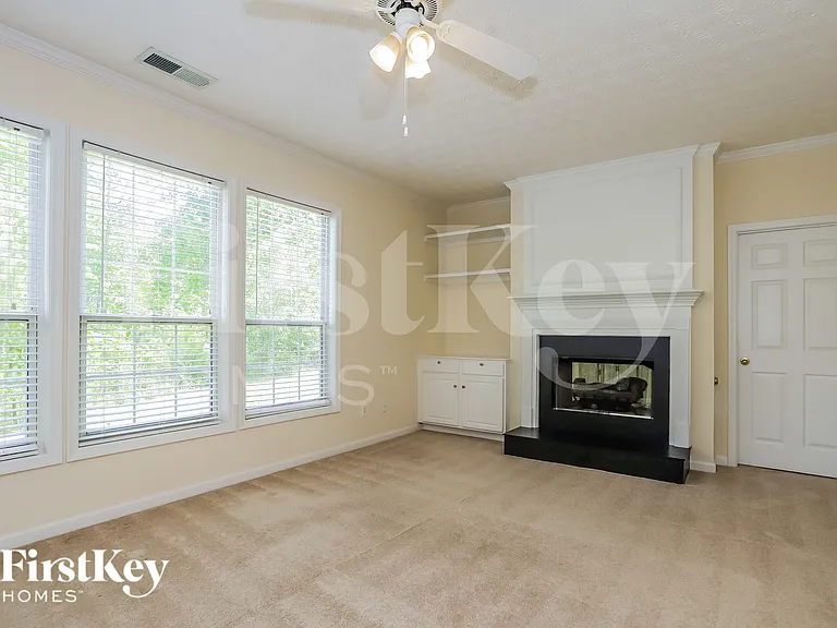 3526 Butler Springs Trce NW — Photo 2