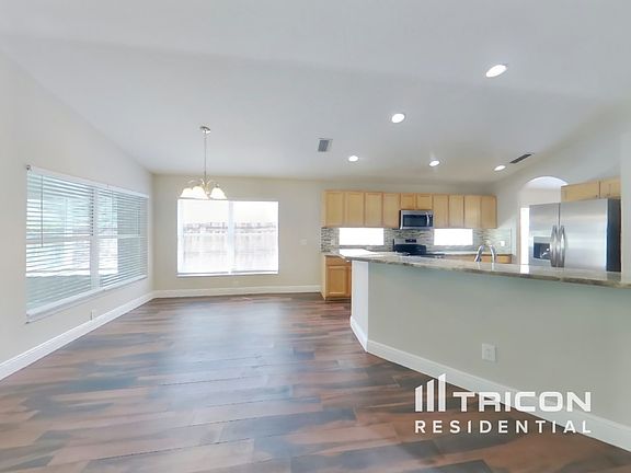 3rd image of 4718 Whispering Wind Ave