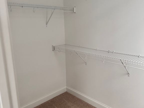 4th image of 418 Clementine Dr