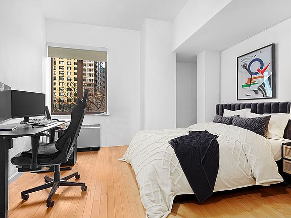 2nd image of 20 West St APT 4D