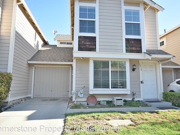 2nd image of 5239 Macaw Ct