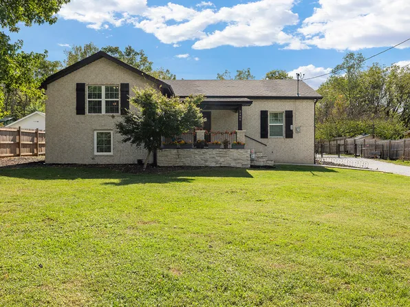 2488 W Farm Road 112, Springfield, MO 65803